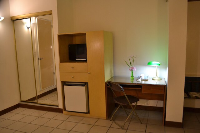 ウエスト プラザ ホテル バイ ザ シー