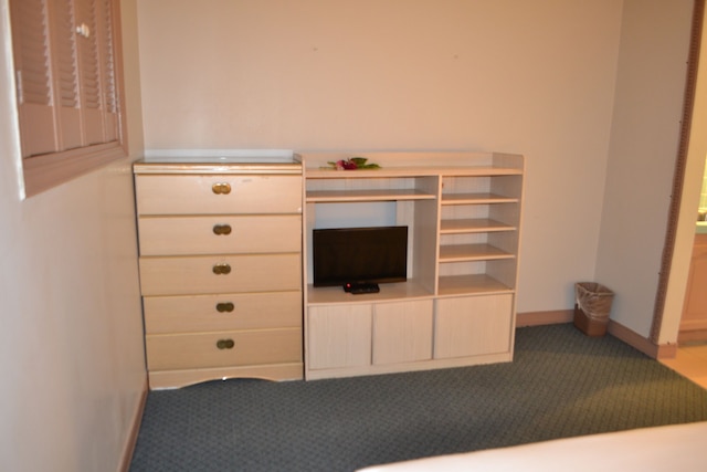 ウエスト プラザ ホテル デセケル