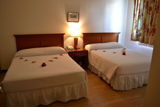 ウエスト プラザ ホテル マラカル