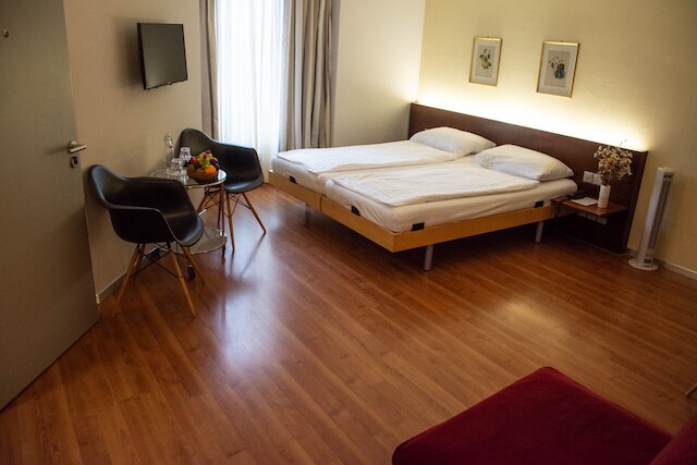 ホテル レストラン ゴールドナー シュルセル ベルン