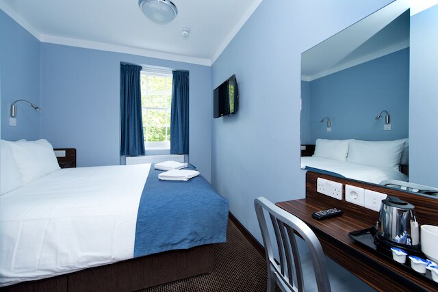 ジ アングス ホテル