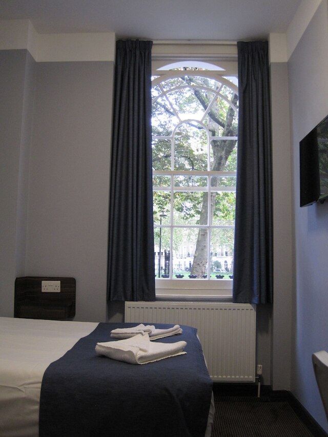 ジ アングス ホテル