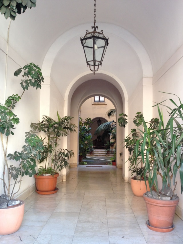 サン ピーター シックス ルームズ & スイーツ