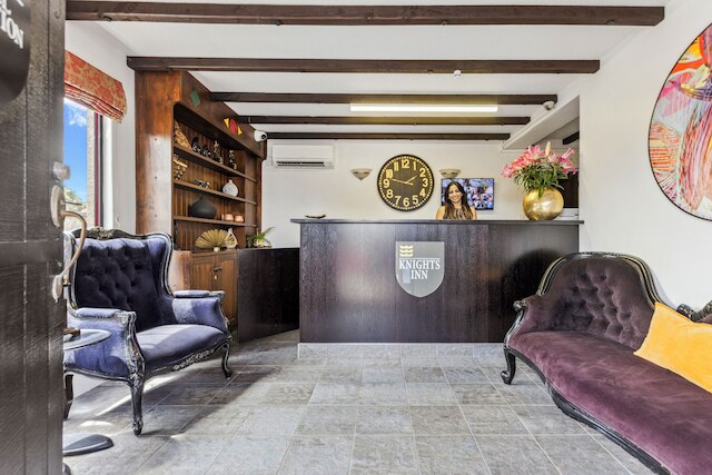 ナイツ イン (Knights Inn)