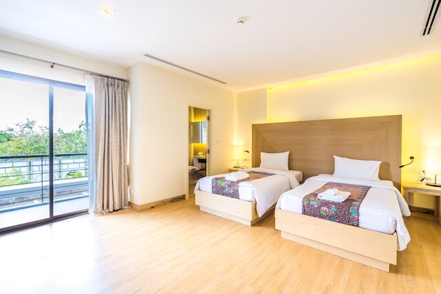 バーン スワンタウェ