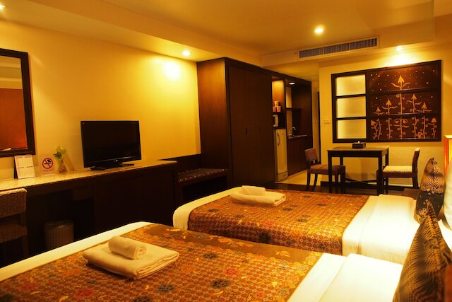 バーン スワンタウェ