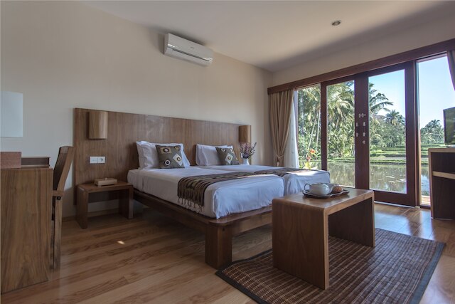 マニュ ビレッジ