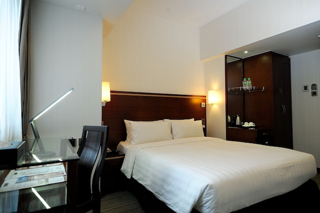 ブライトン ホテル 香港 (麗駿酒店)