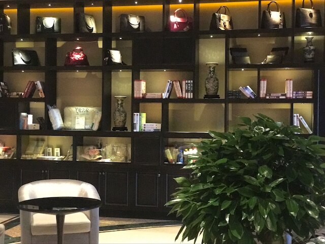 サン ムーン レイク ホテル (日月潭大飯店)