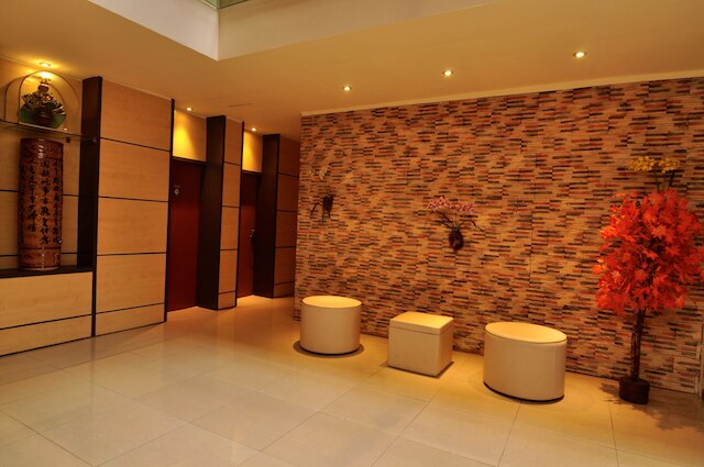 ダイナスティ ツーリスト イン