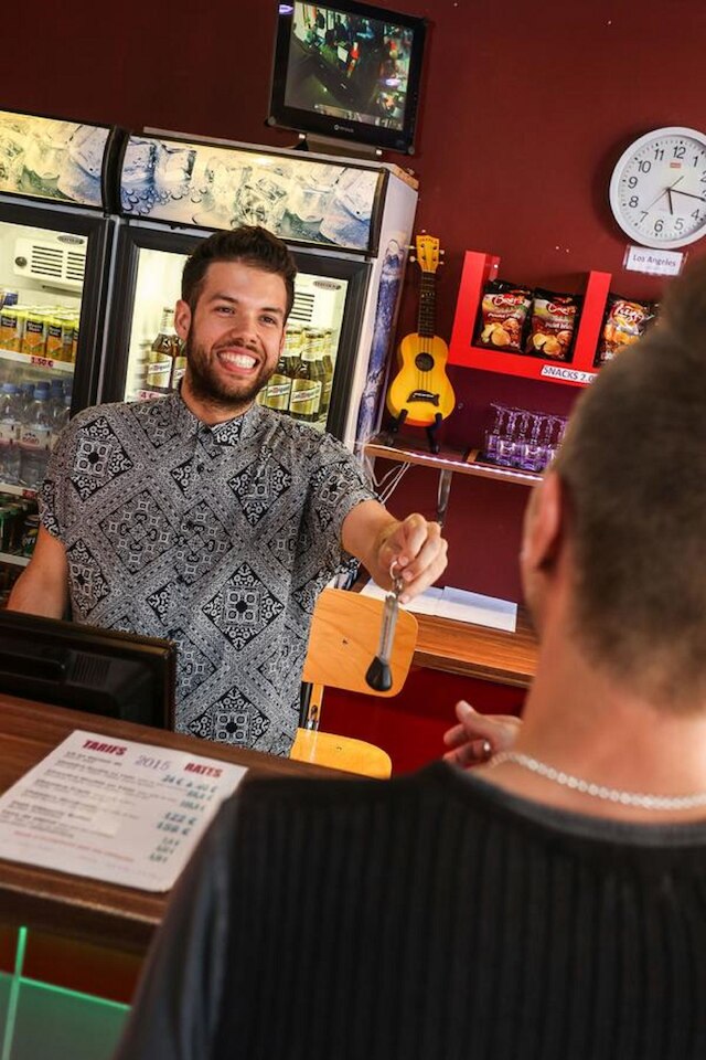 ル モンクレール モンマルトル バイ リバー - ホステル