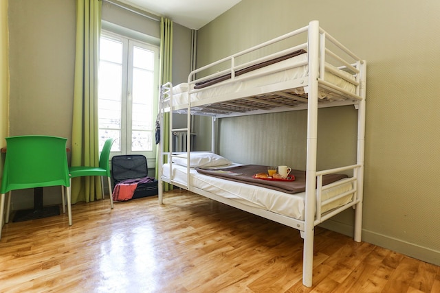 ル モンクレール モンマルトル バイ リバー - ホステル