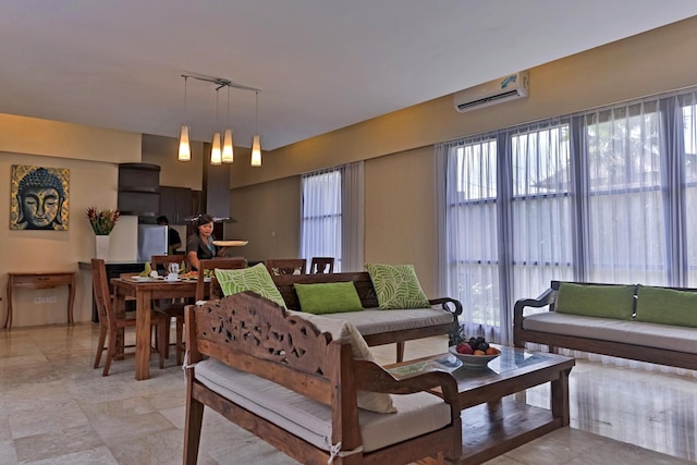 ヴィラ クムダ、ナクラ