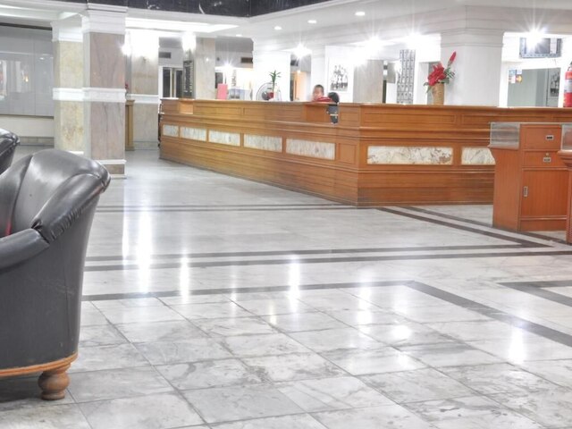 ハイファイブ ホテル