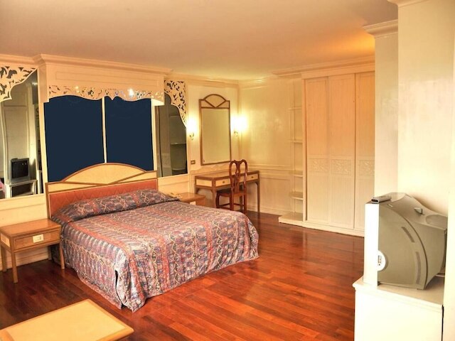 ハイファイブ ホテル