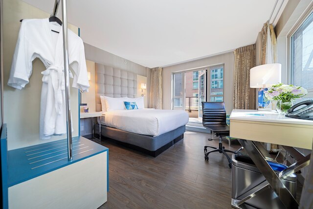 ホテル ブル バンクーバー