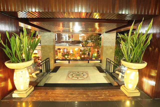 ラ ワロン ホテル