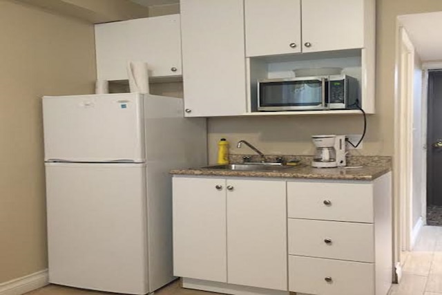 トロント ファーニッシュド リビング