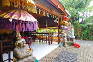 バリ セニア ホテル