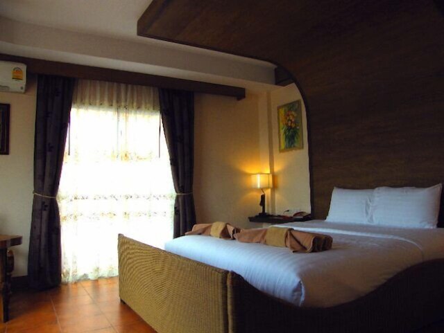 ザ レッド バルコニー イン