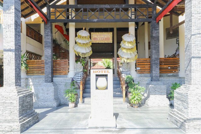 ホテル ザ フローラ クタ バリ