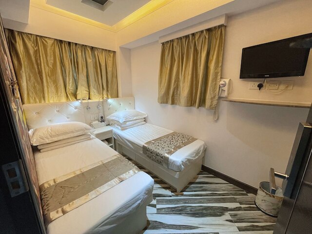 ムーブ イン (新投棧家庭旅館)