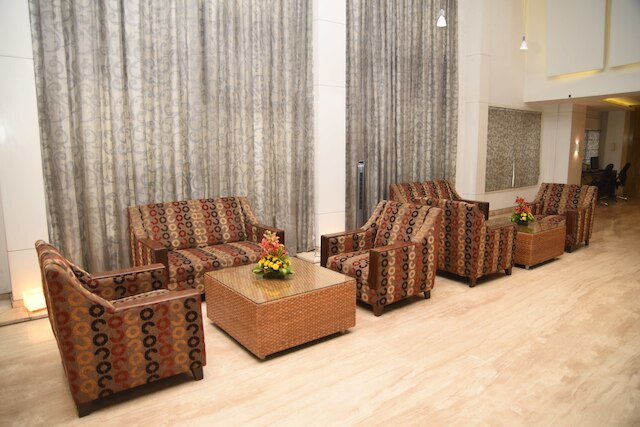 ホテル マウリヤ