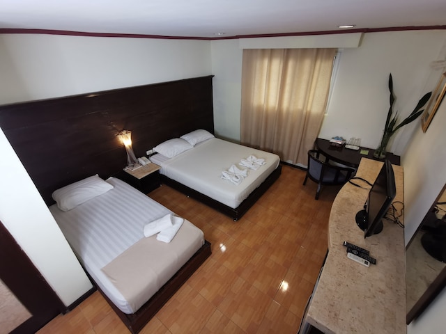 セブ ヒルトップ ホテル