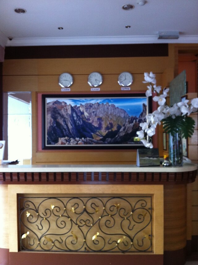 ド ボルネオ ホテル