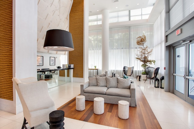 モンテ カルロ バイ マイアミ バケーションズ