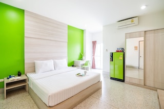 ザ フィフス レジデンス