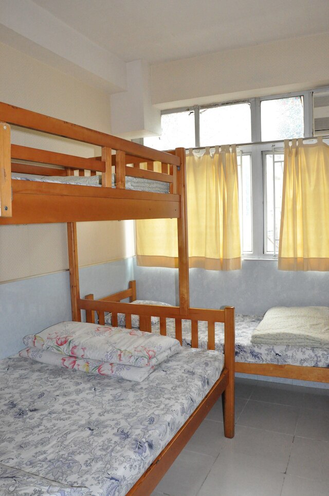 ドラゴン ホステル