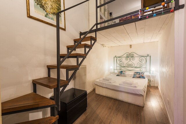 フィレンツェ ハイドアウェイ バイ Mmega