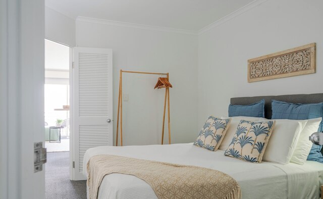 インナーシティーワンベッドルームアパートメントウィズプールビュー22