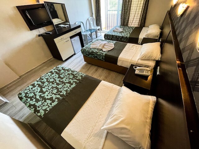 キャッスルパークホテル