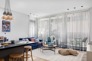 カーメルマーケット - HOMYによる独占コレクション