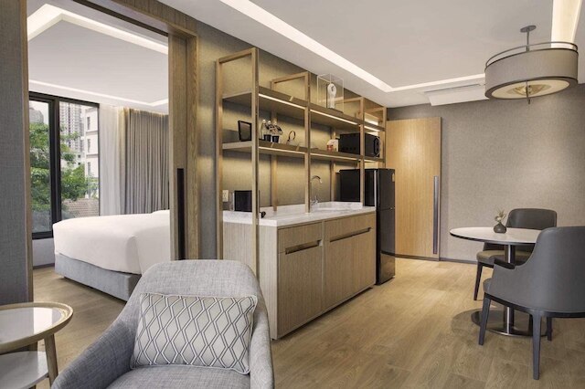 ホム スクンビット34 バンコク