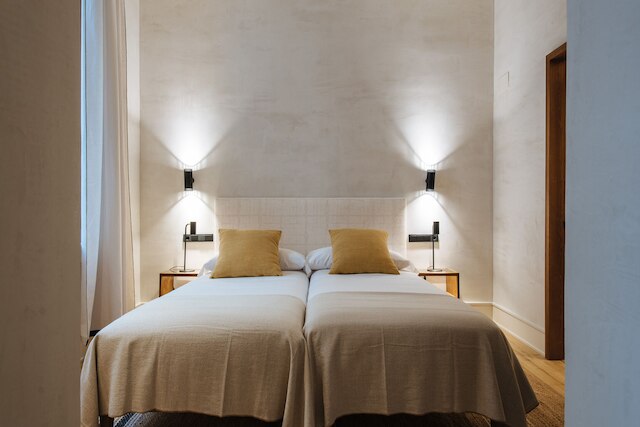 カサ デル レイ サビオ