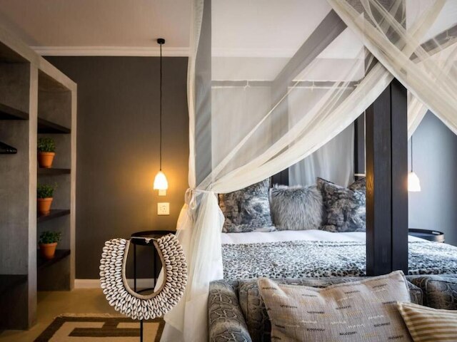 サファリ・ムーン・ラグジュアリー・ブッシュロッジ