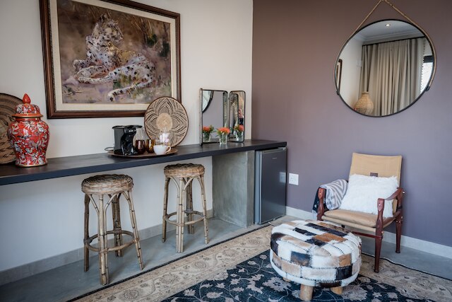 サファリ・ムーン・ラグジュアリー・ブッシュロッジ