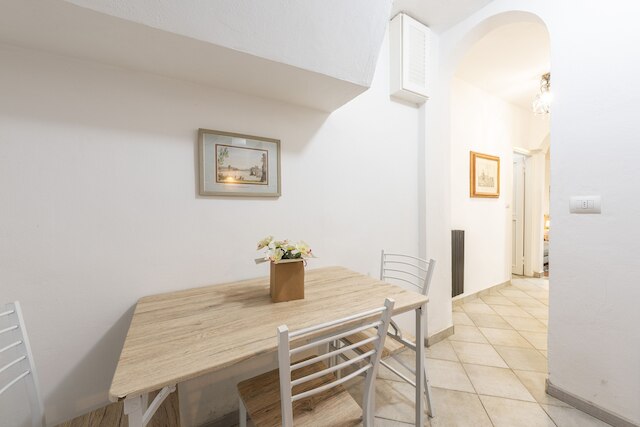 アングイッラーラ バイ メガ