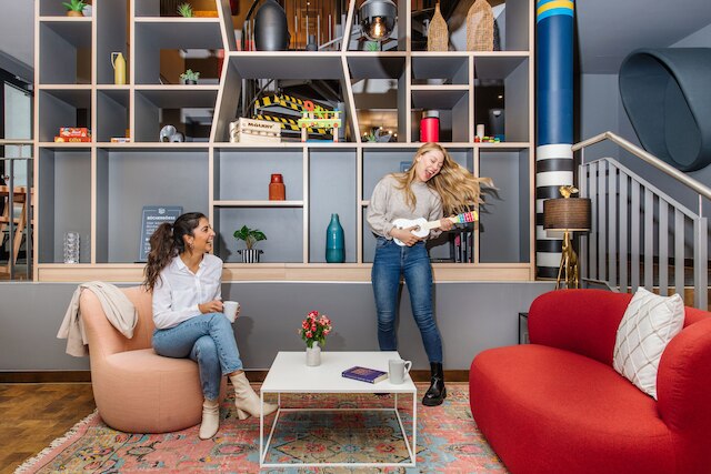 アパートスタイルホテル アダージオ アクセス ハンブルク