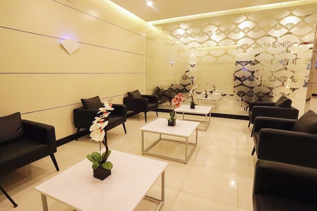 ホテル・ソゴ・エドサ・タフト近く