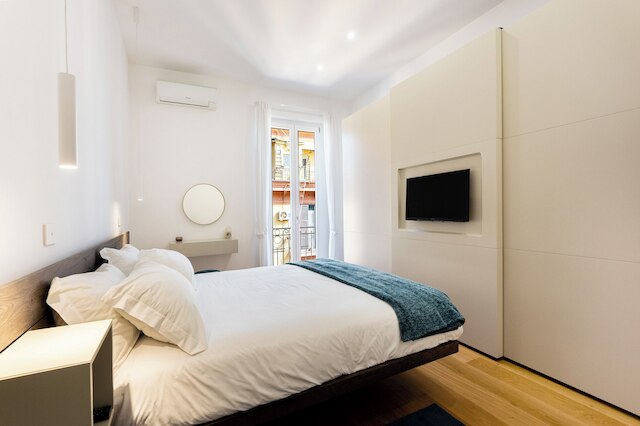 テッラッツァサンフェルディナンド、ナポリ