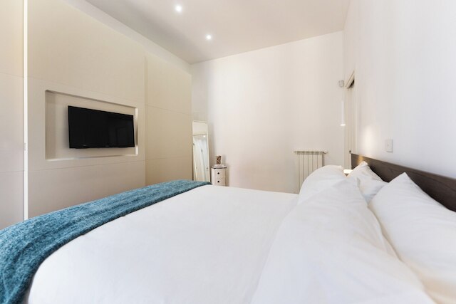 テッラッツァサンフェルディナンド、ナポリ