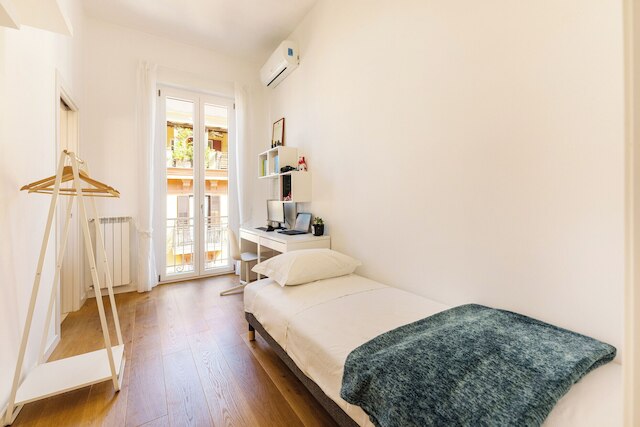 テッラッツァサンフェルディナンド、ナポリ