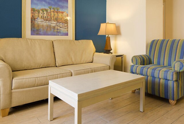 ドルフィンビーチクラブ