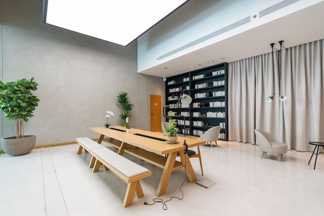 グローバルステイ.ビジネスベイの新マーキススクエアビル