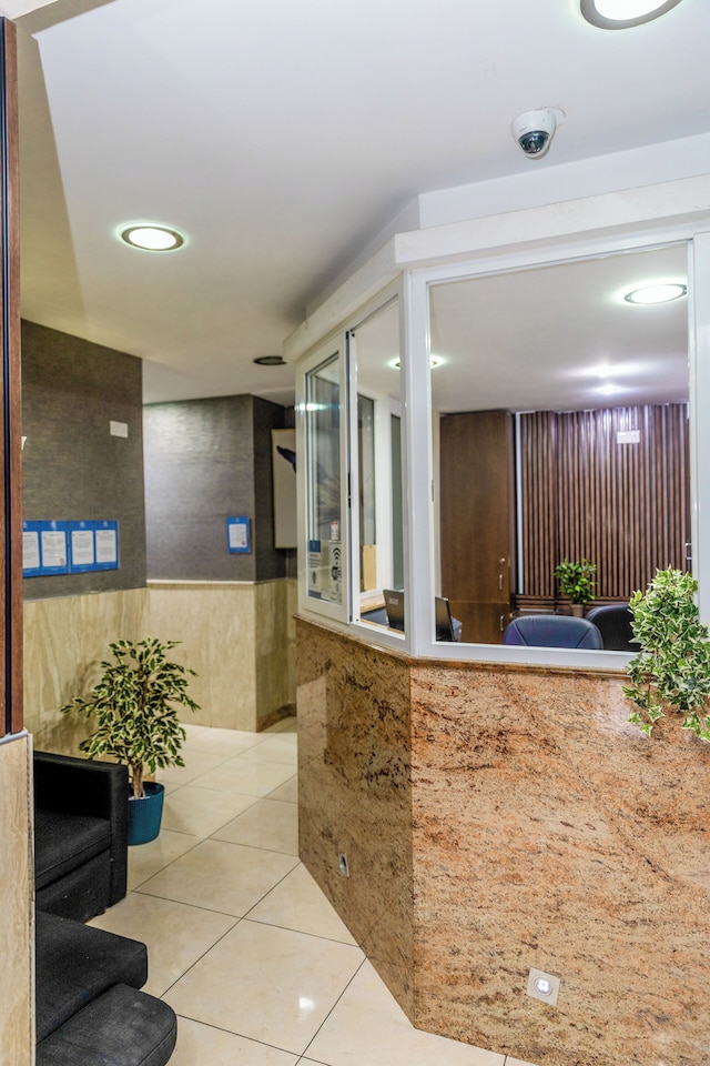 ザ セブン アパートメンツ