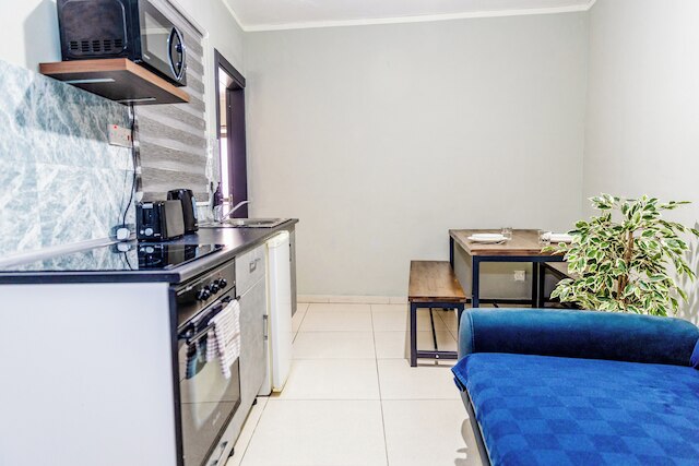 ザ セブン アパートメンツ